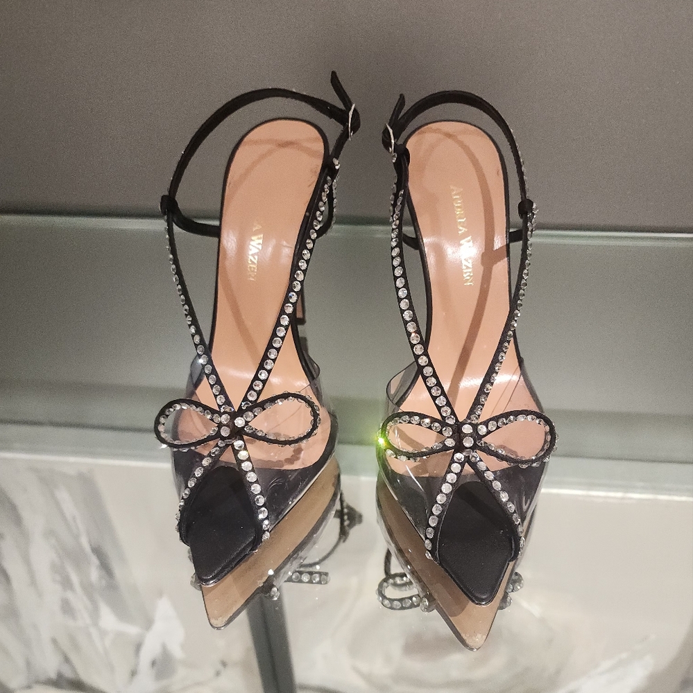 Andrea Mazen Black Heels with Bow Accent